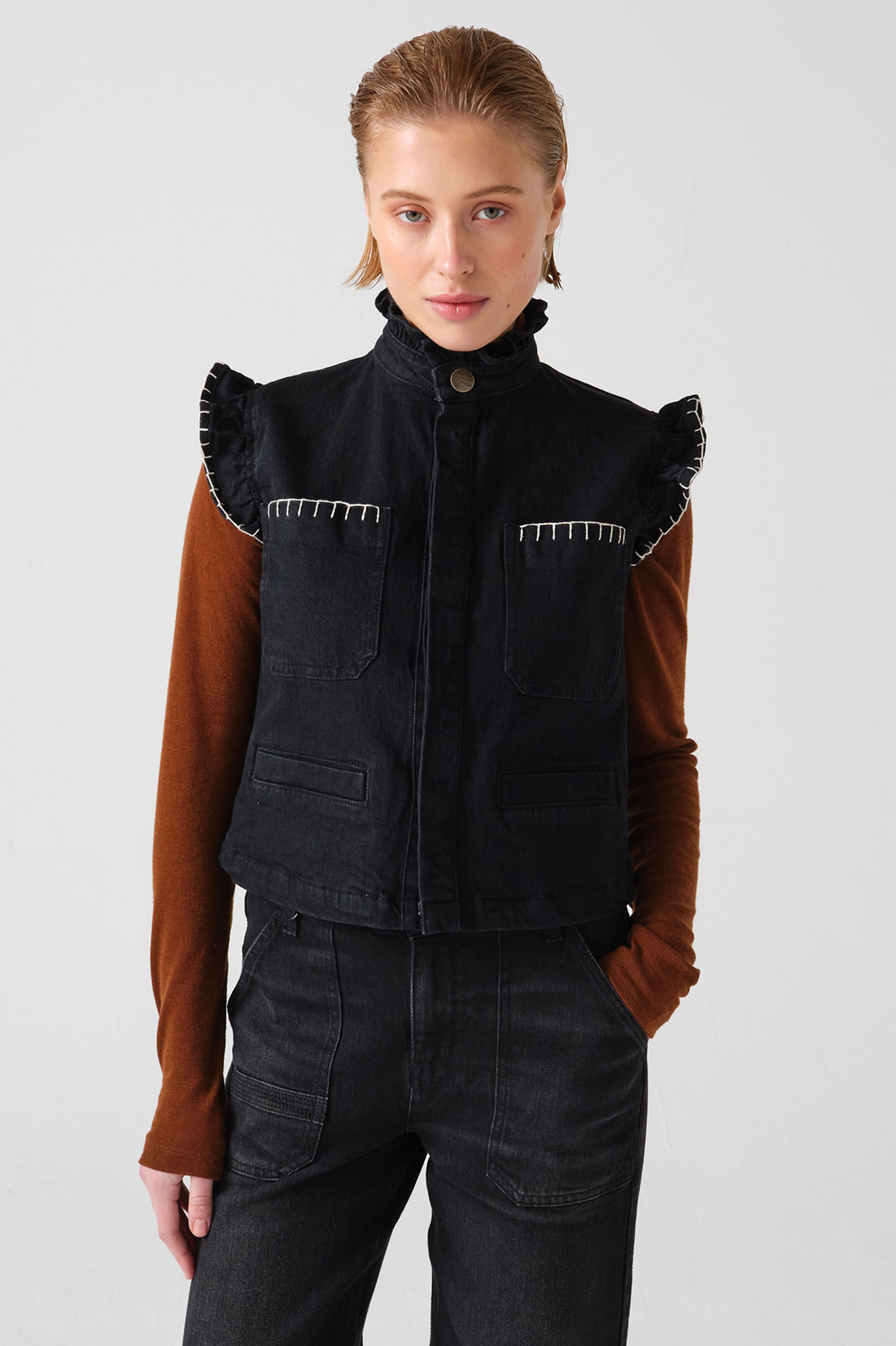 Pablo Waistcoat in Vintage Black - seventy + mochi