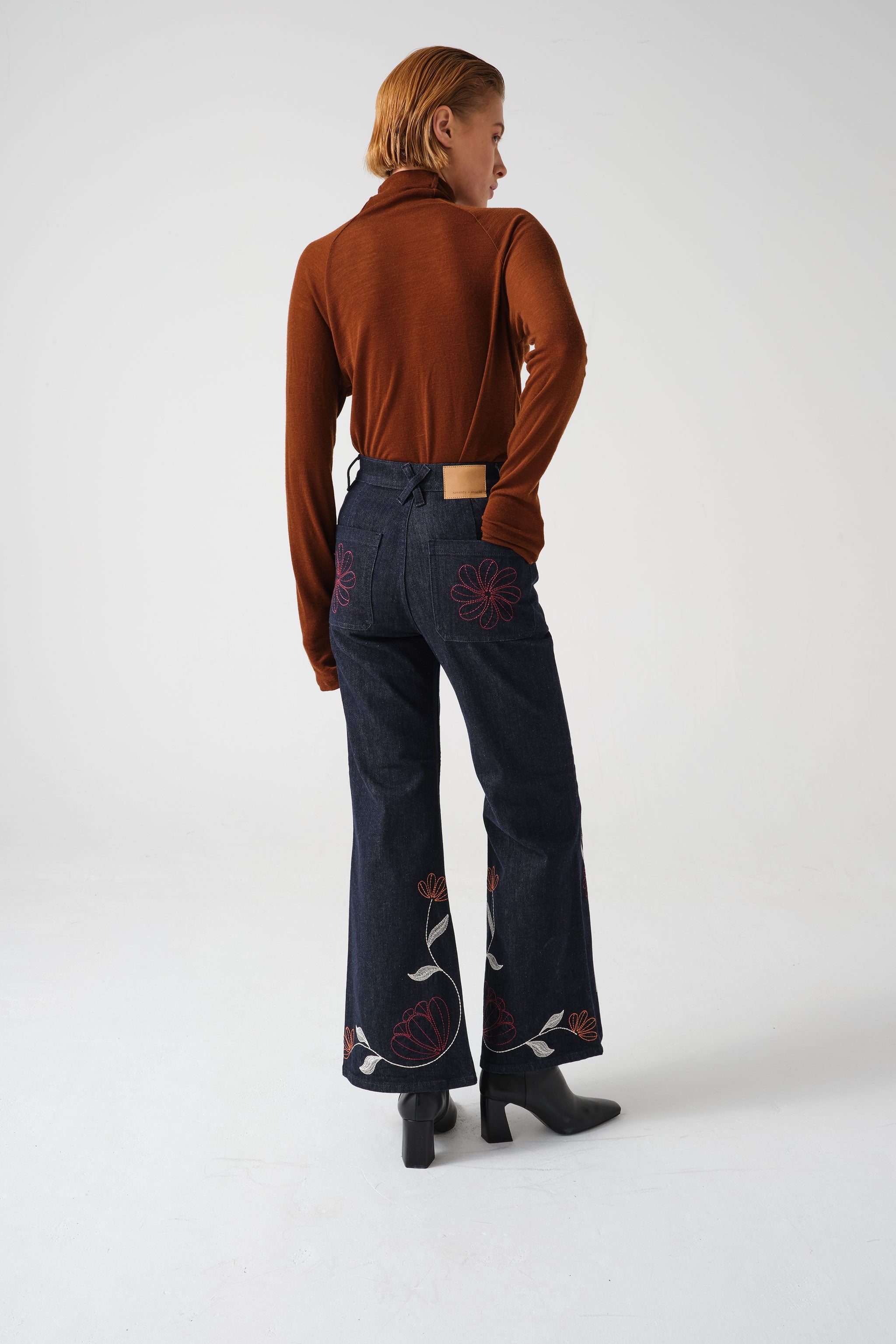 Flor Queenie Jean in Nightfall - seventy + mochi