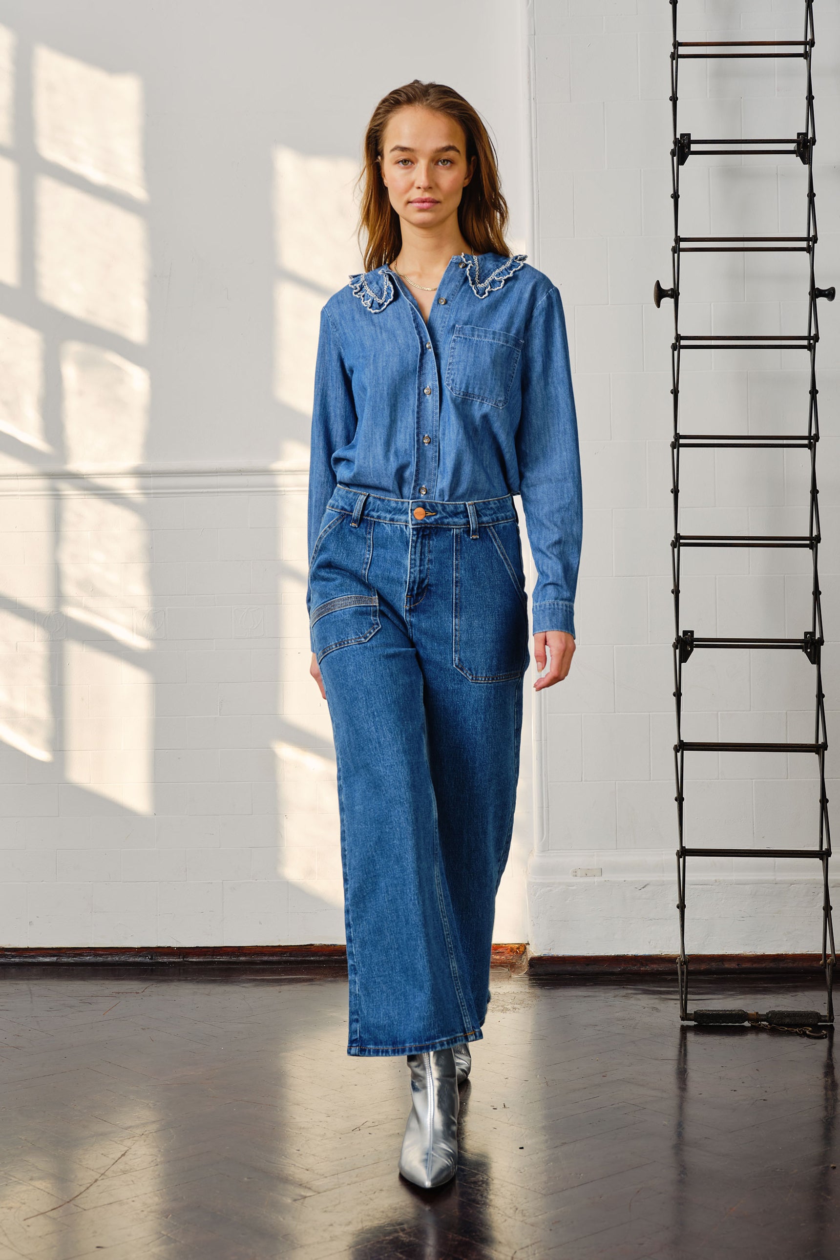 Elodie Jean in Voyager Vintage - seventy + mochi