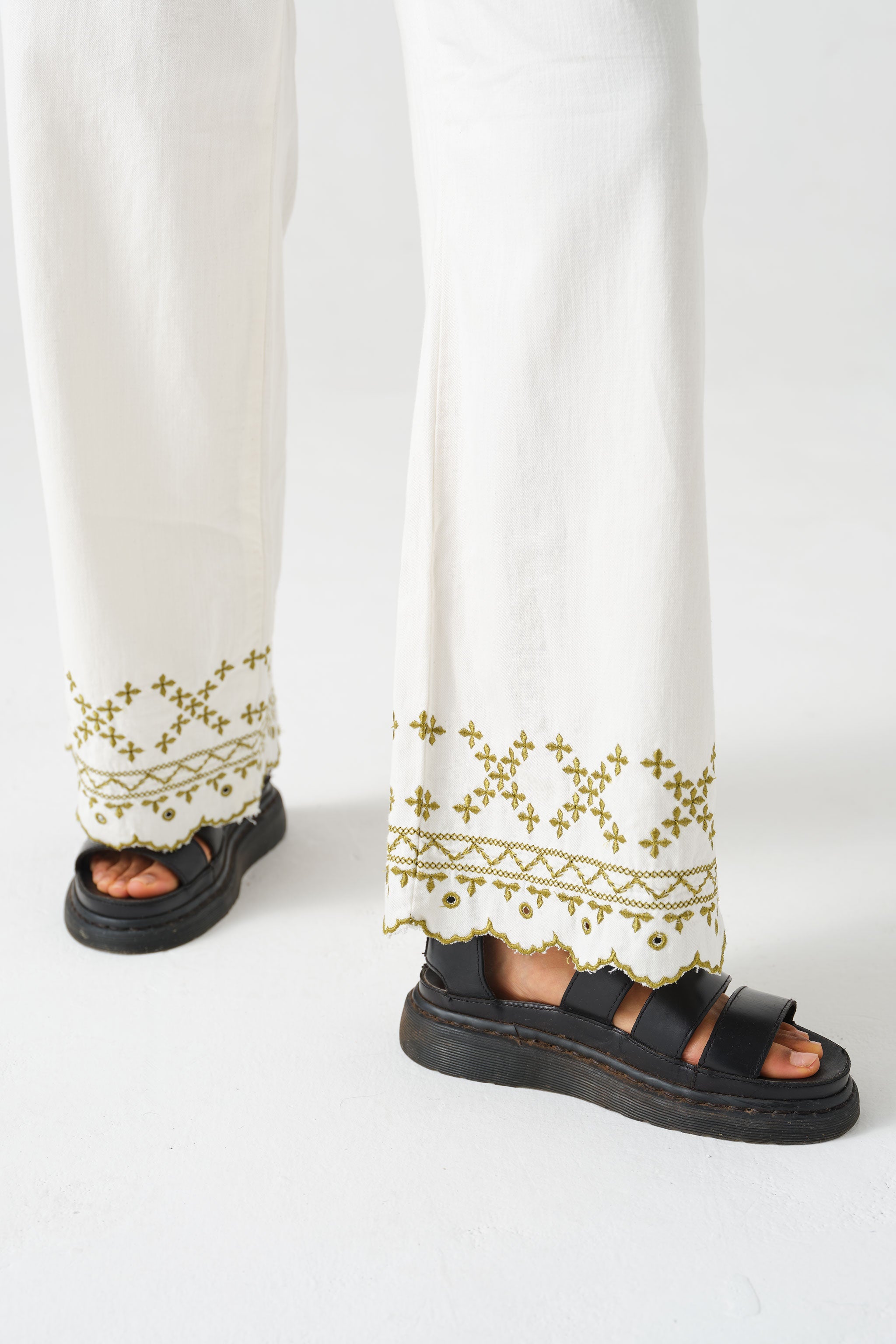 Sophie Pant in Ecru Denim - seventy + mochi