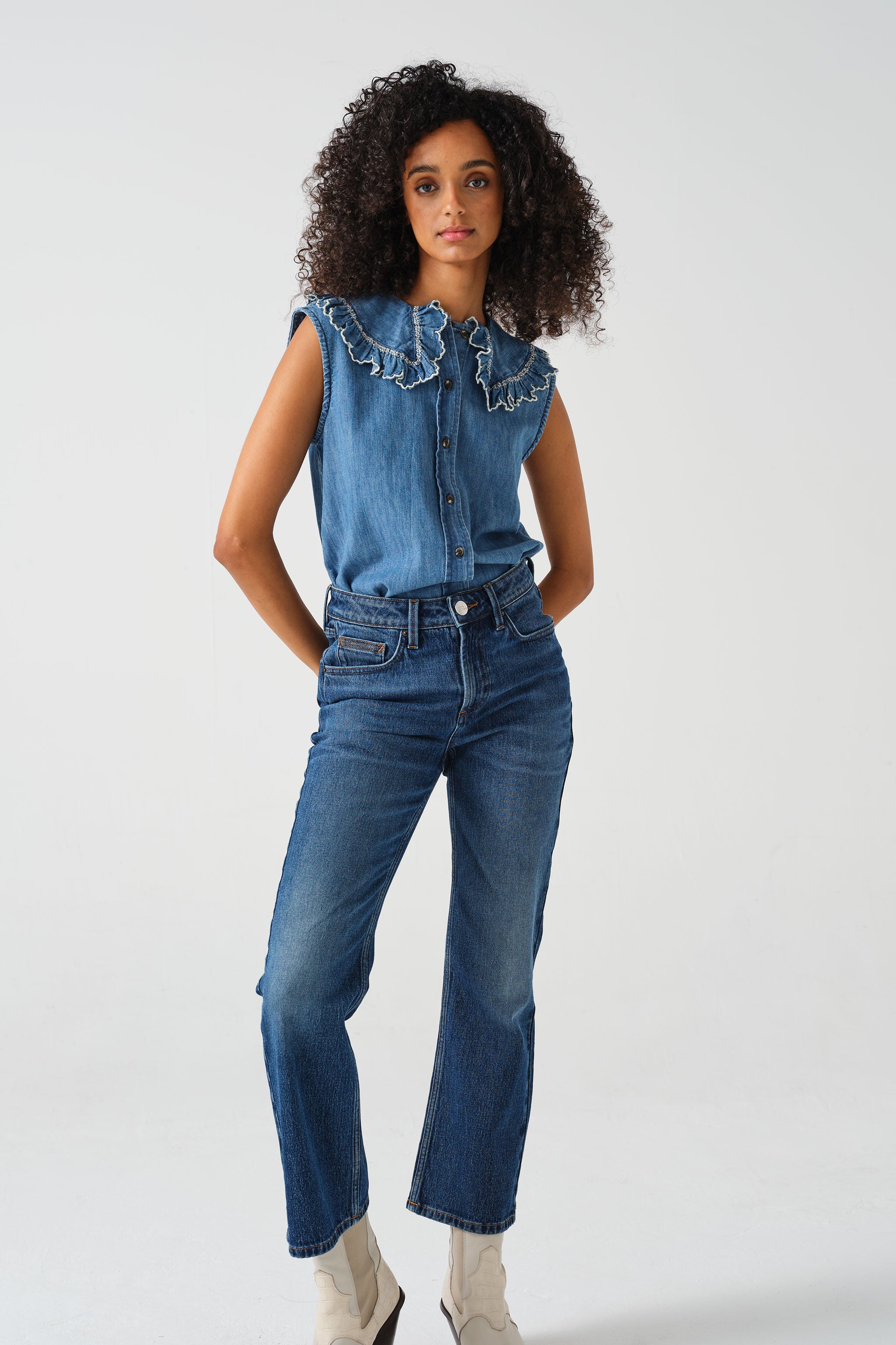 Daisy Blouse Sleeveless in Mid Vintage - seventy + mochi