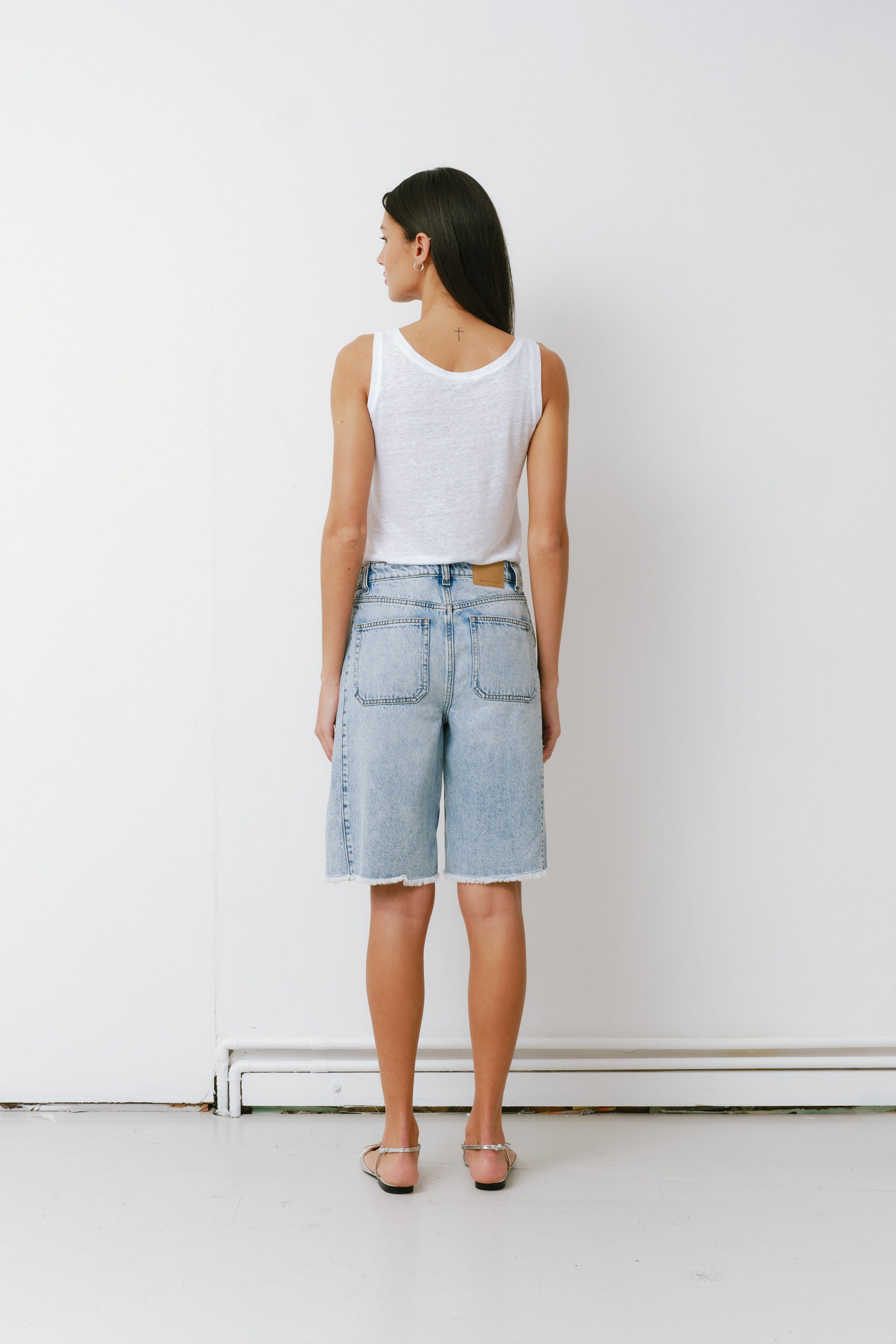 Bo Twisted Denim Short in Austin - seventy + mochi