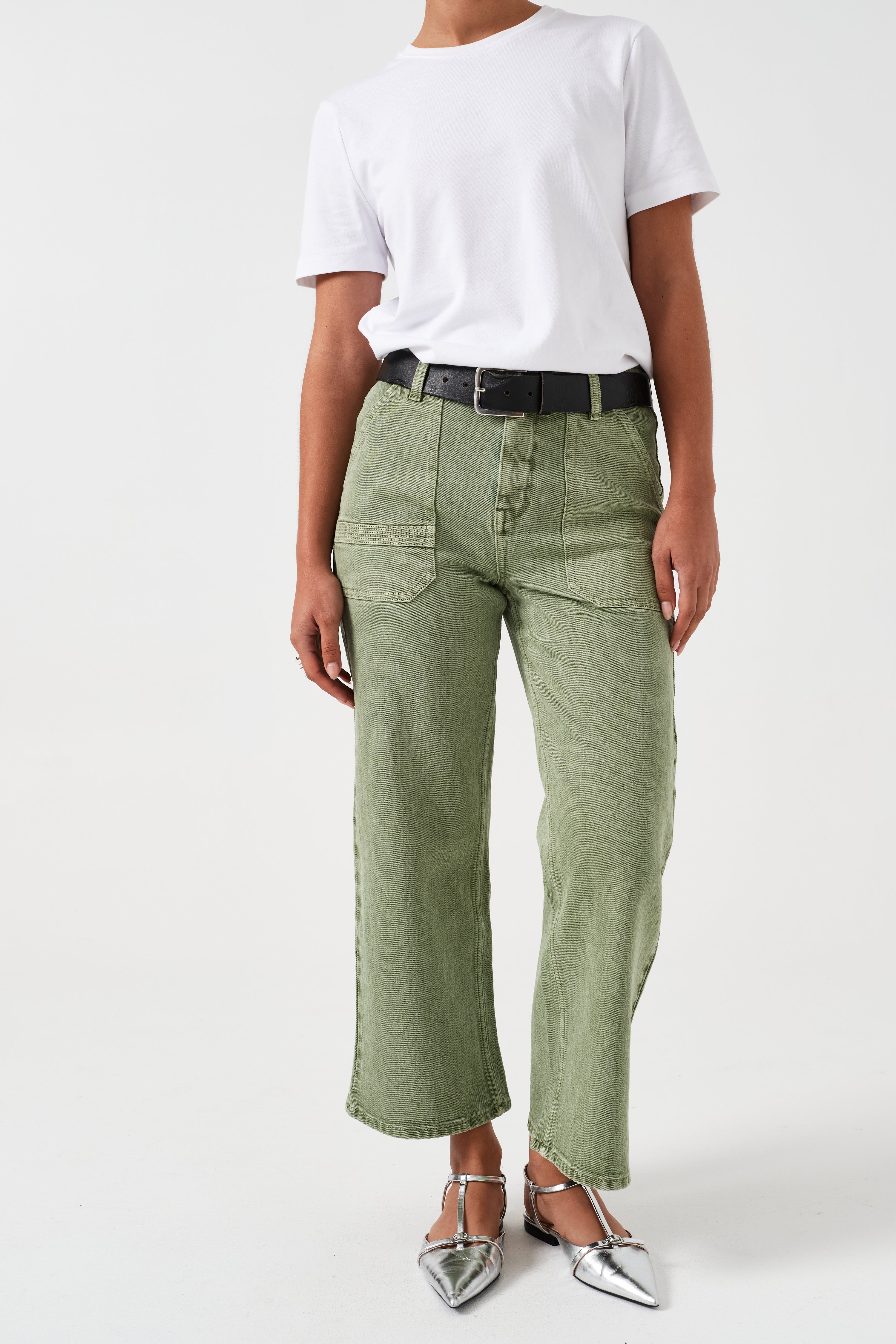 Elodie Jean in Vintage Moss - seventy + mochi