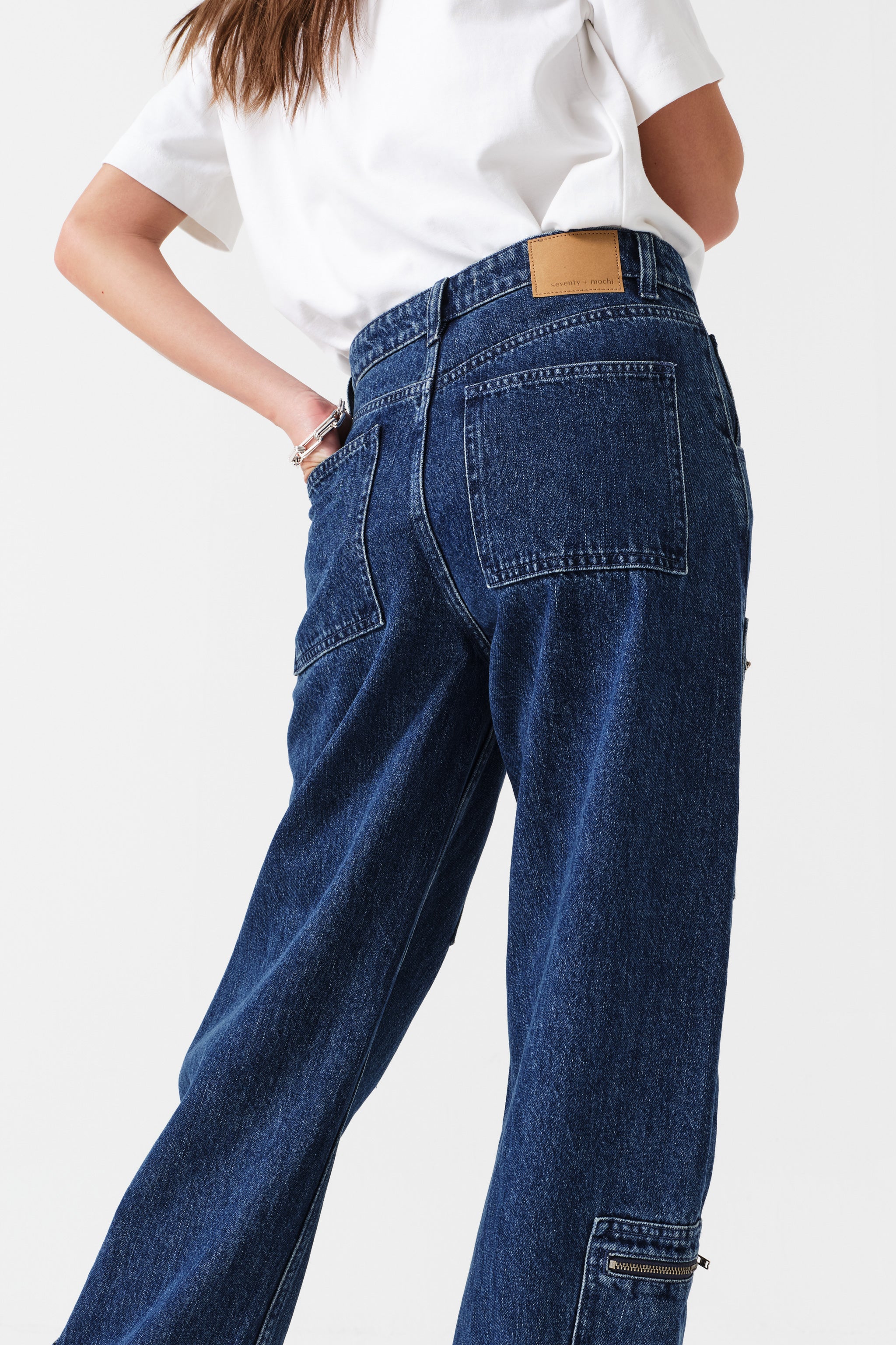 Lara Barrel Leg Jean in Phoenix
