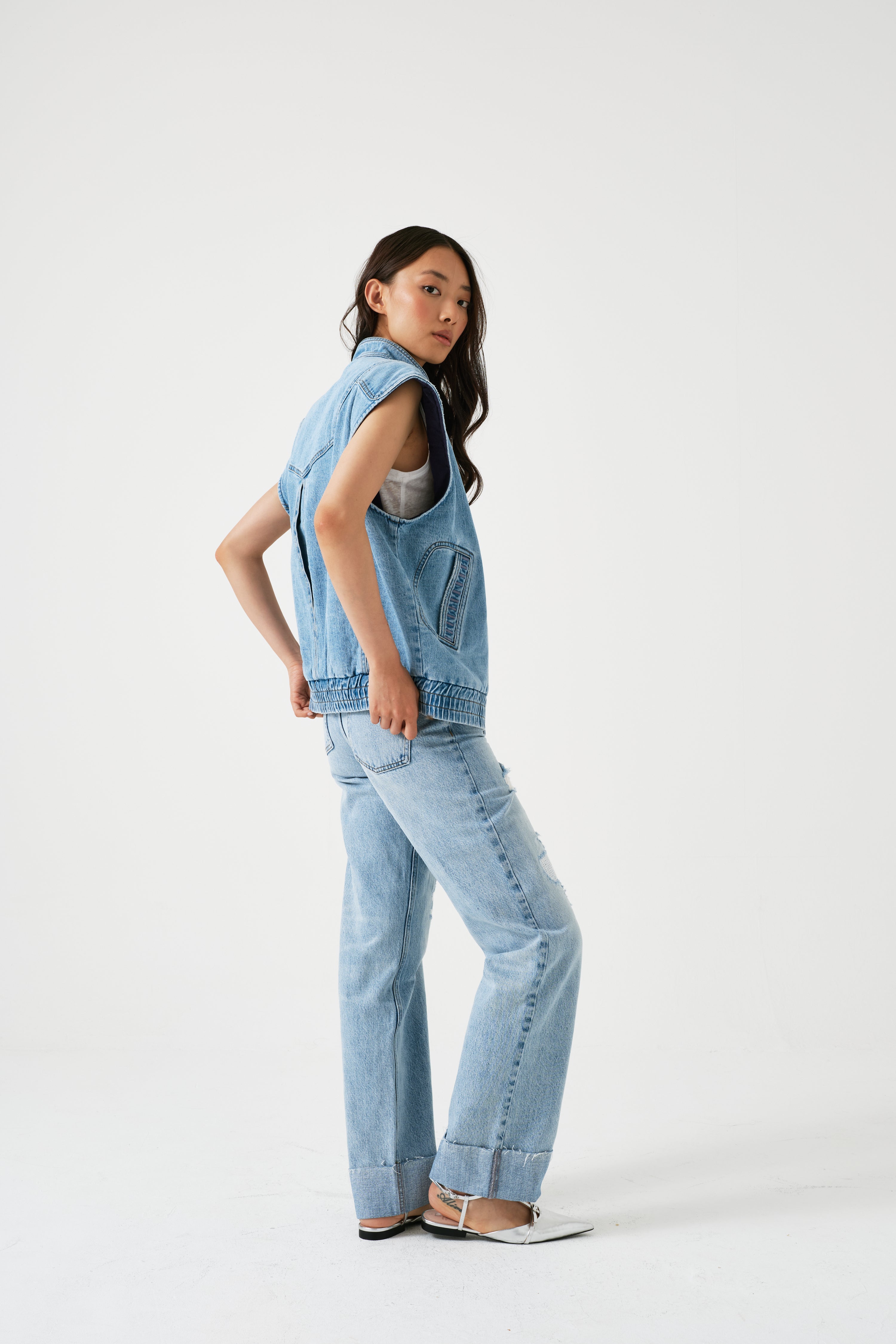 Sleeveless Oversized Juno Jacket in Dakota - seventy + mochi