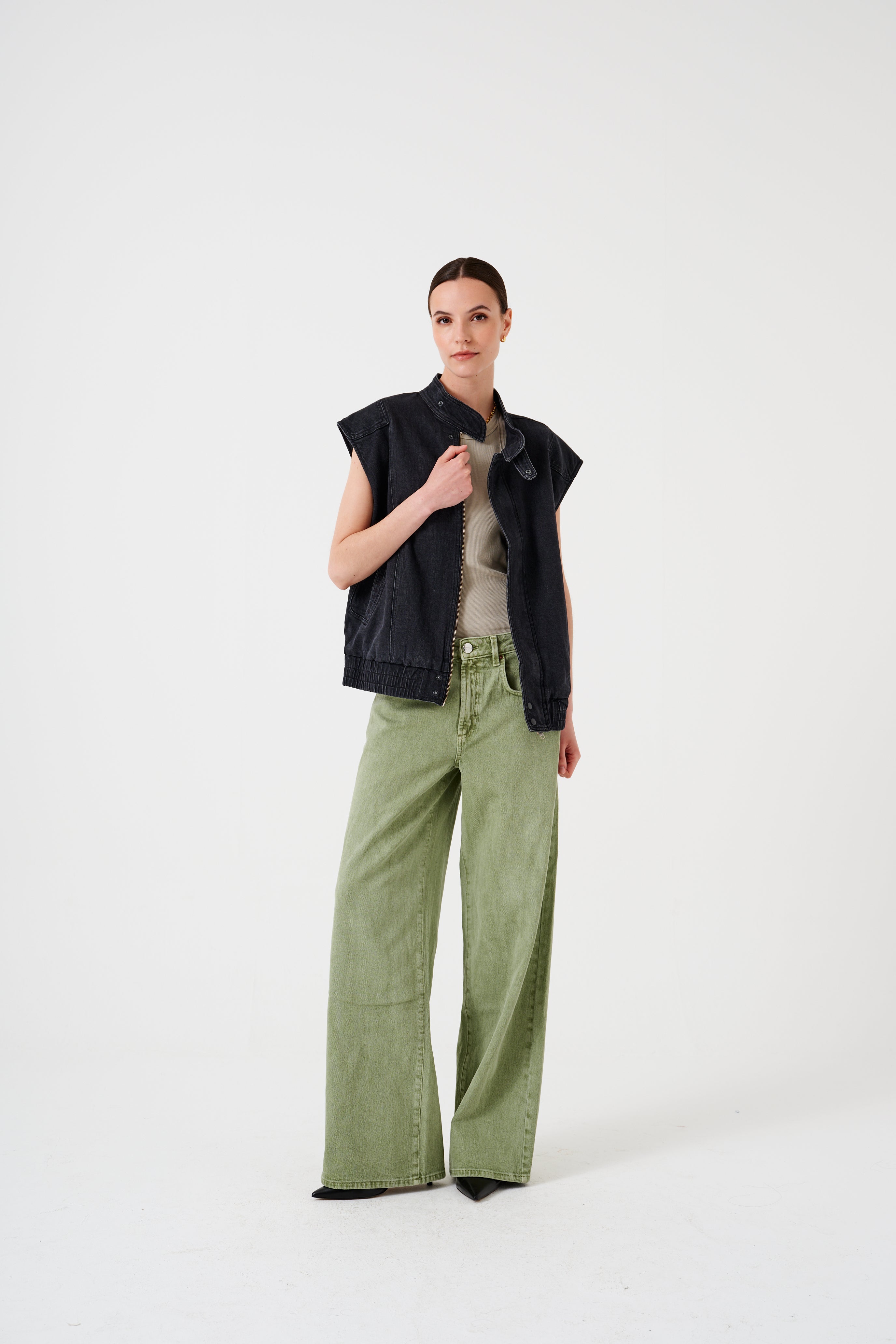 Sleeveless Oversized Juno Jacket in Washed Black - seventy + mochi