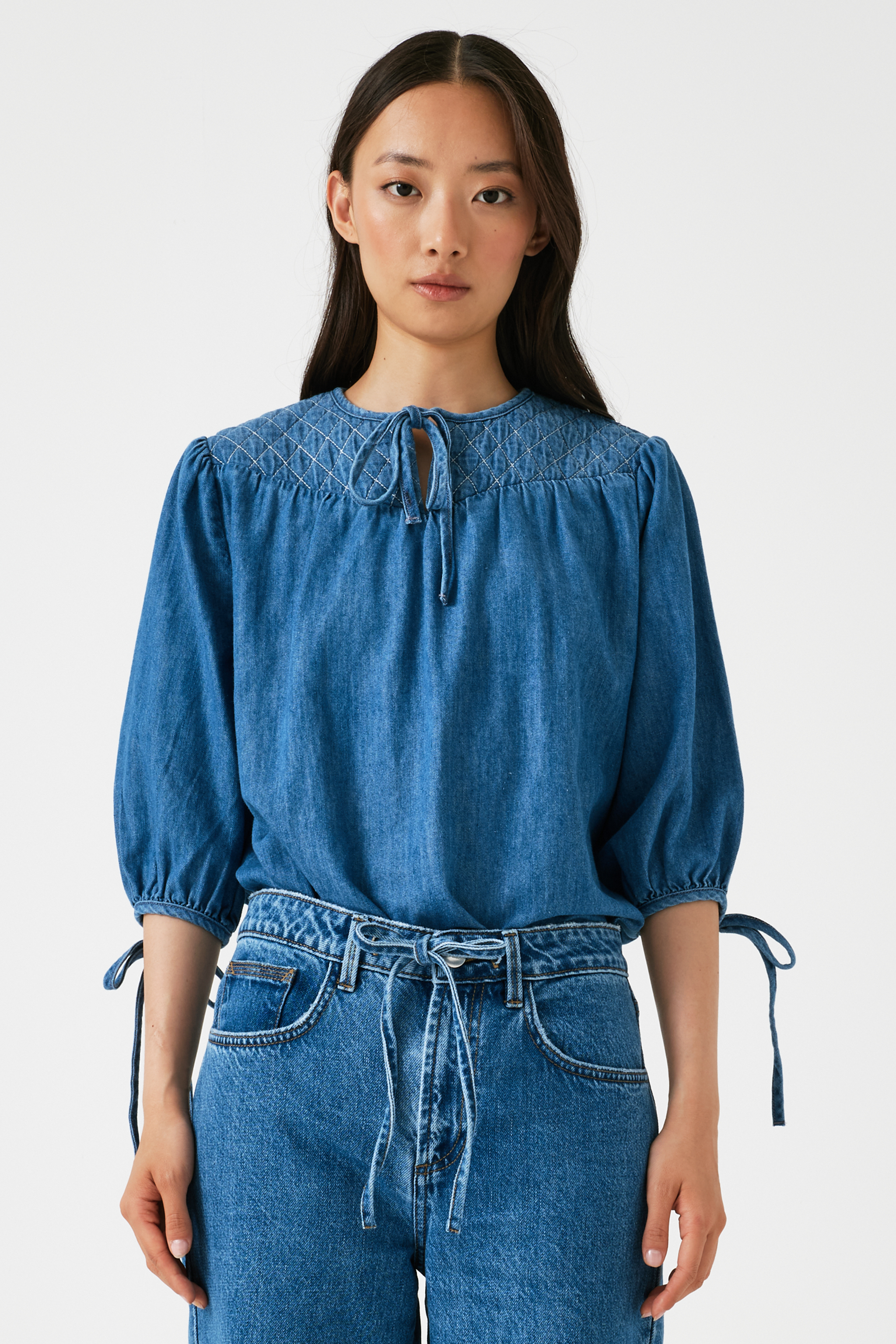 Clio Short Sleeve Blouse in Summer - seventy + mochi