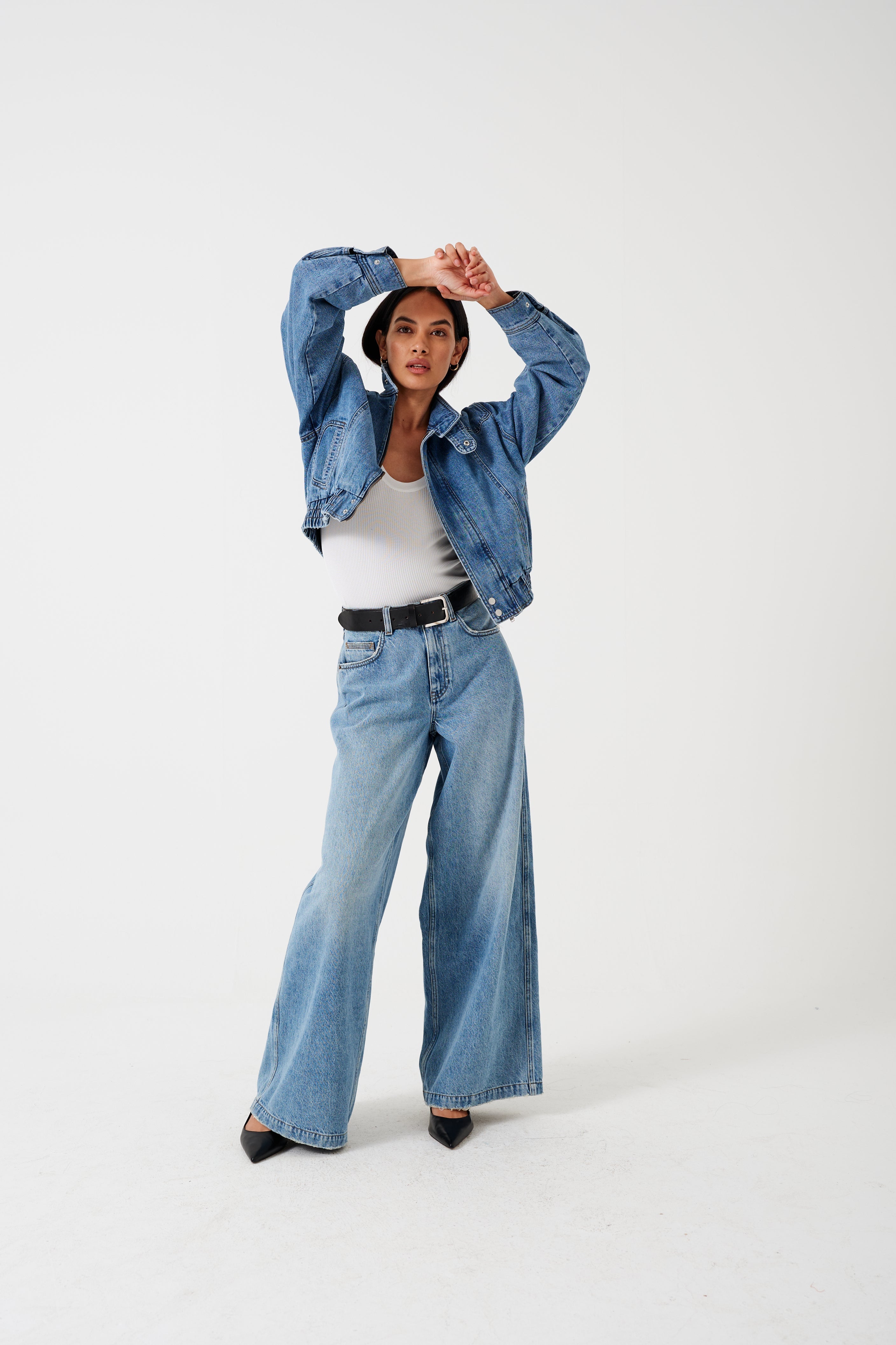 Bay Jean in Weekender - seventy + mochi