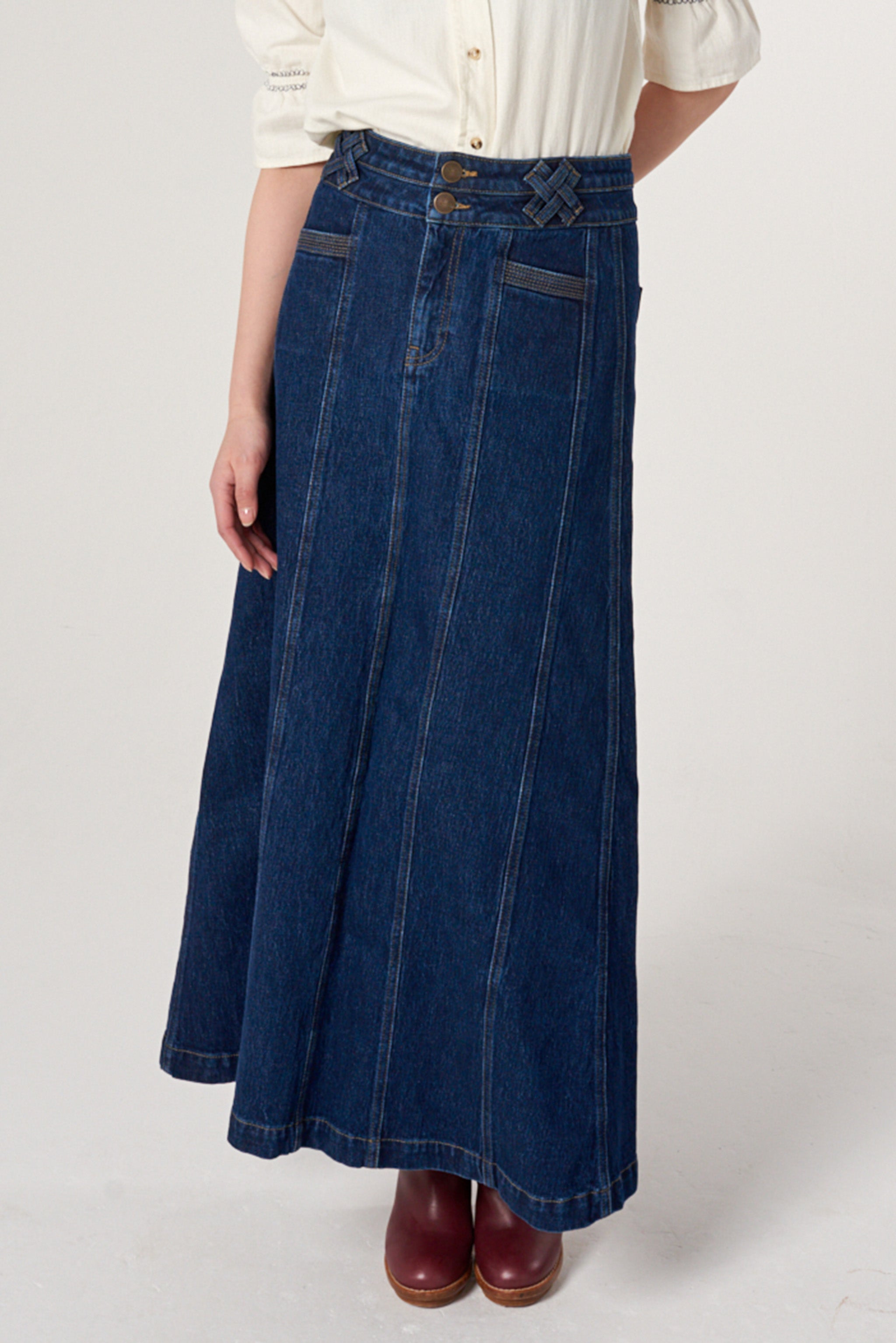 Willow Midi Skirt in Americana - seventy + mochi