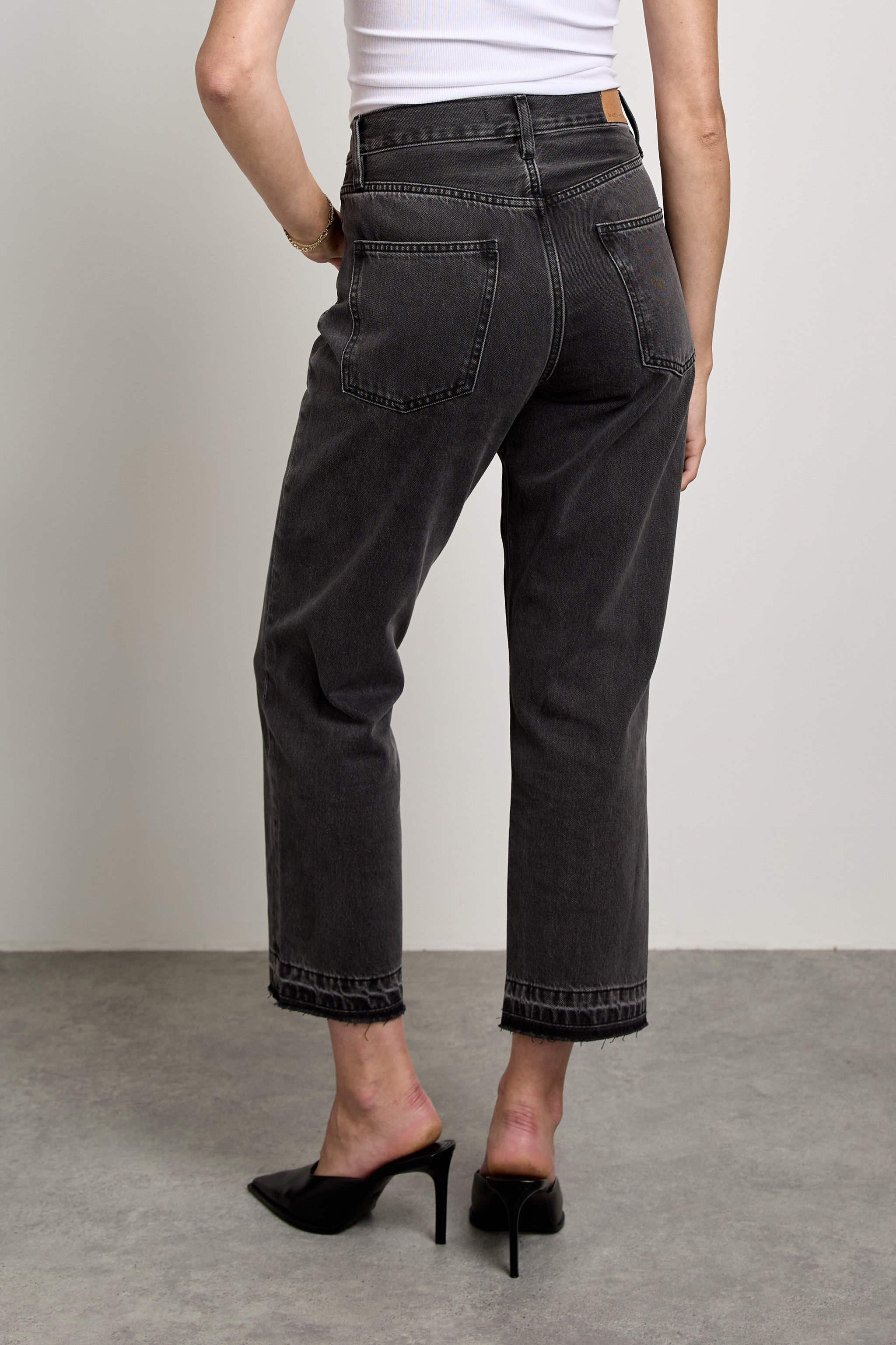 Cara Jean In Raven