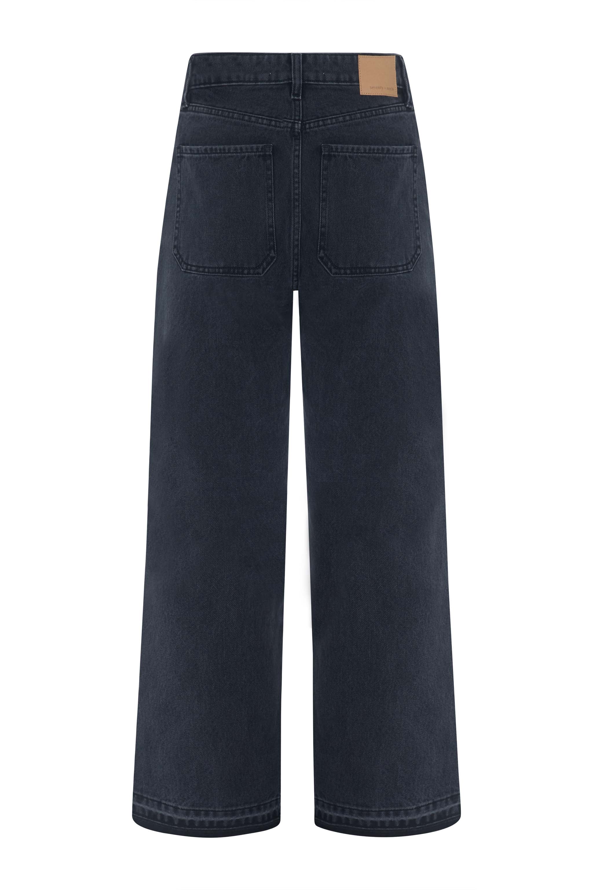 Gigi Kick Flare Jean in Raven
