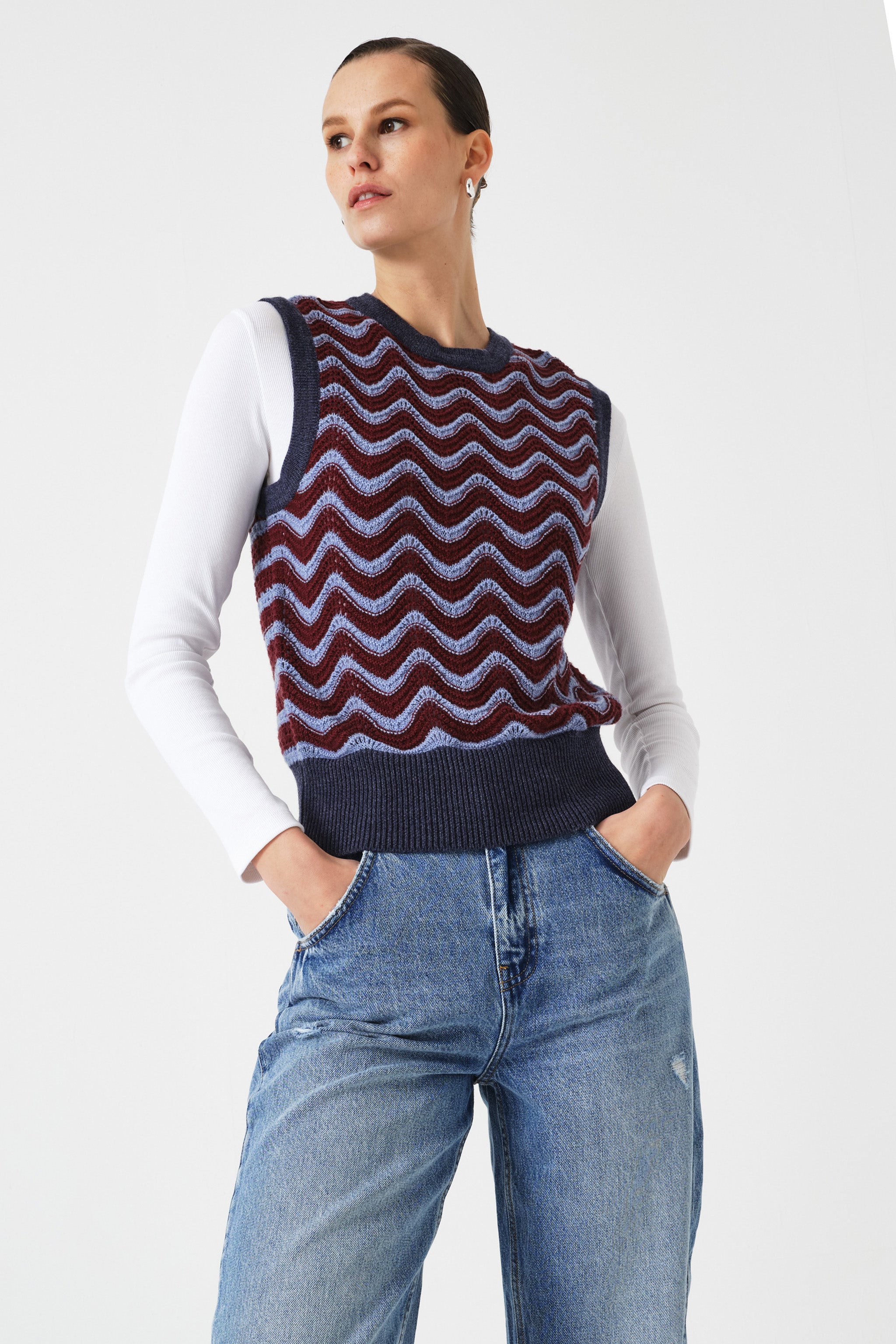 Bennie Vest in Mulberry