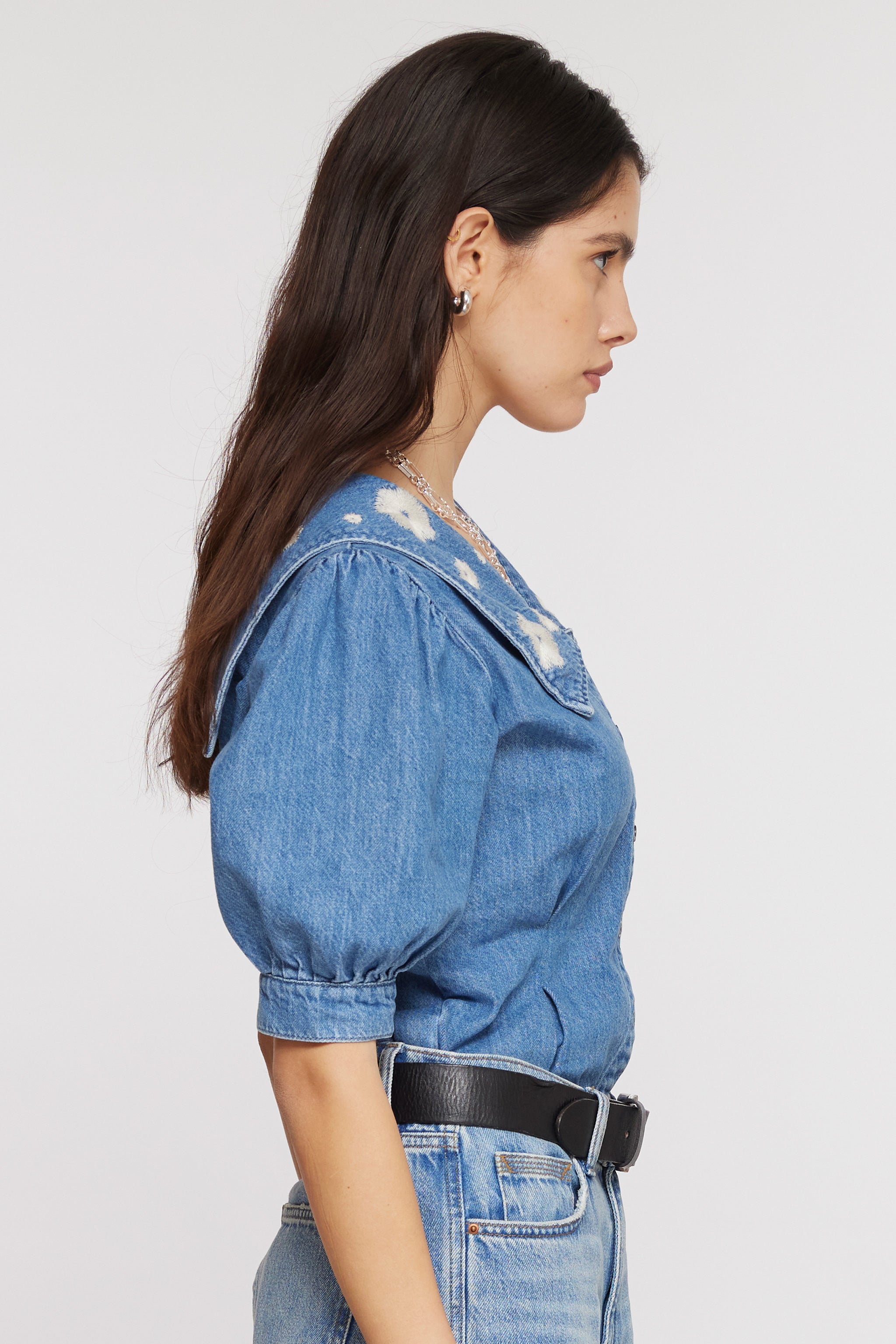 Cassie Top in Malibu Embroidery - seventy + mochi