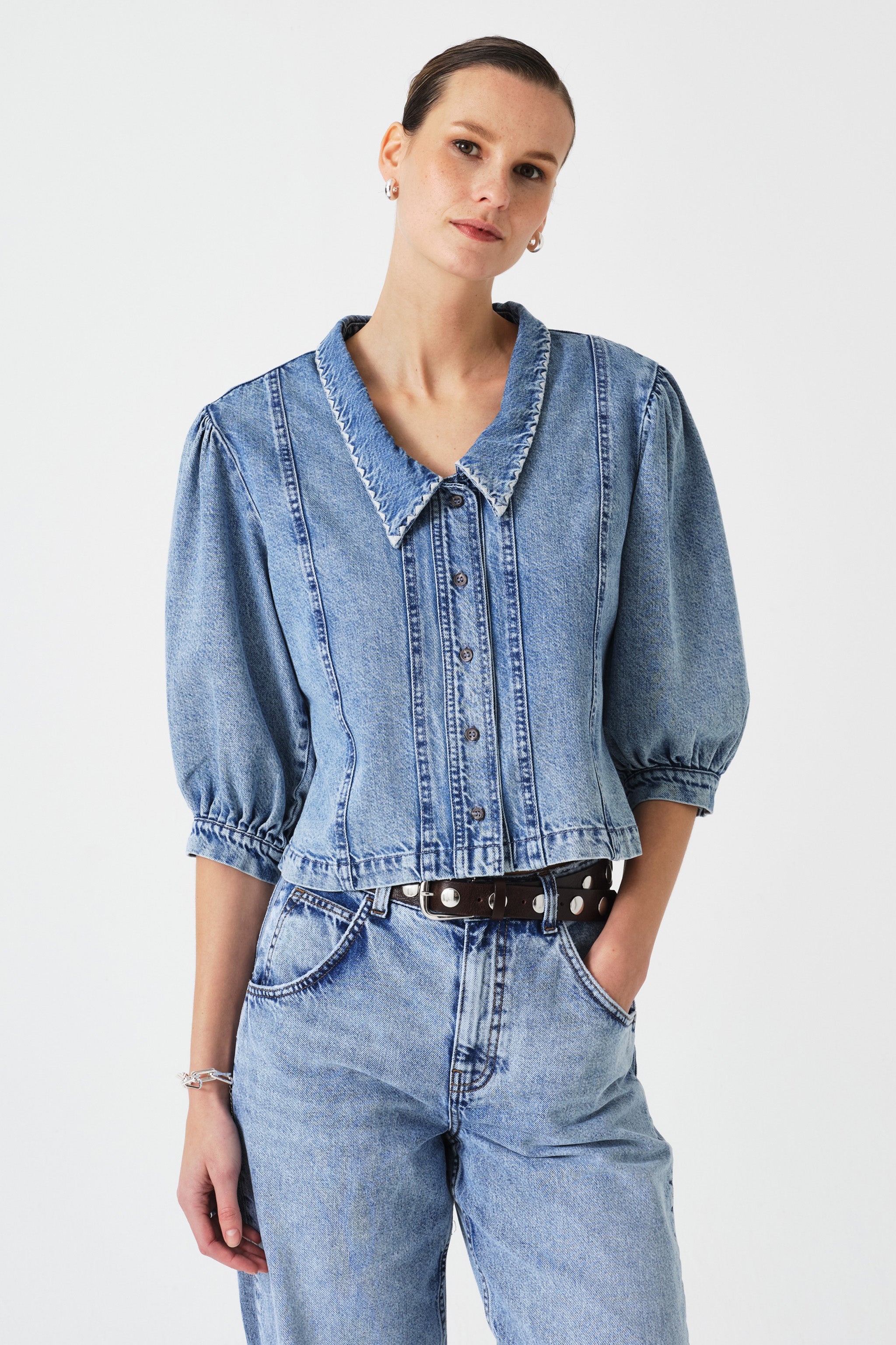 Talia Top in Newport