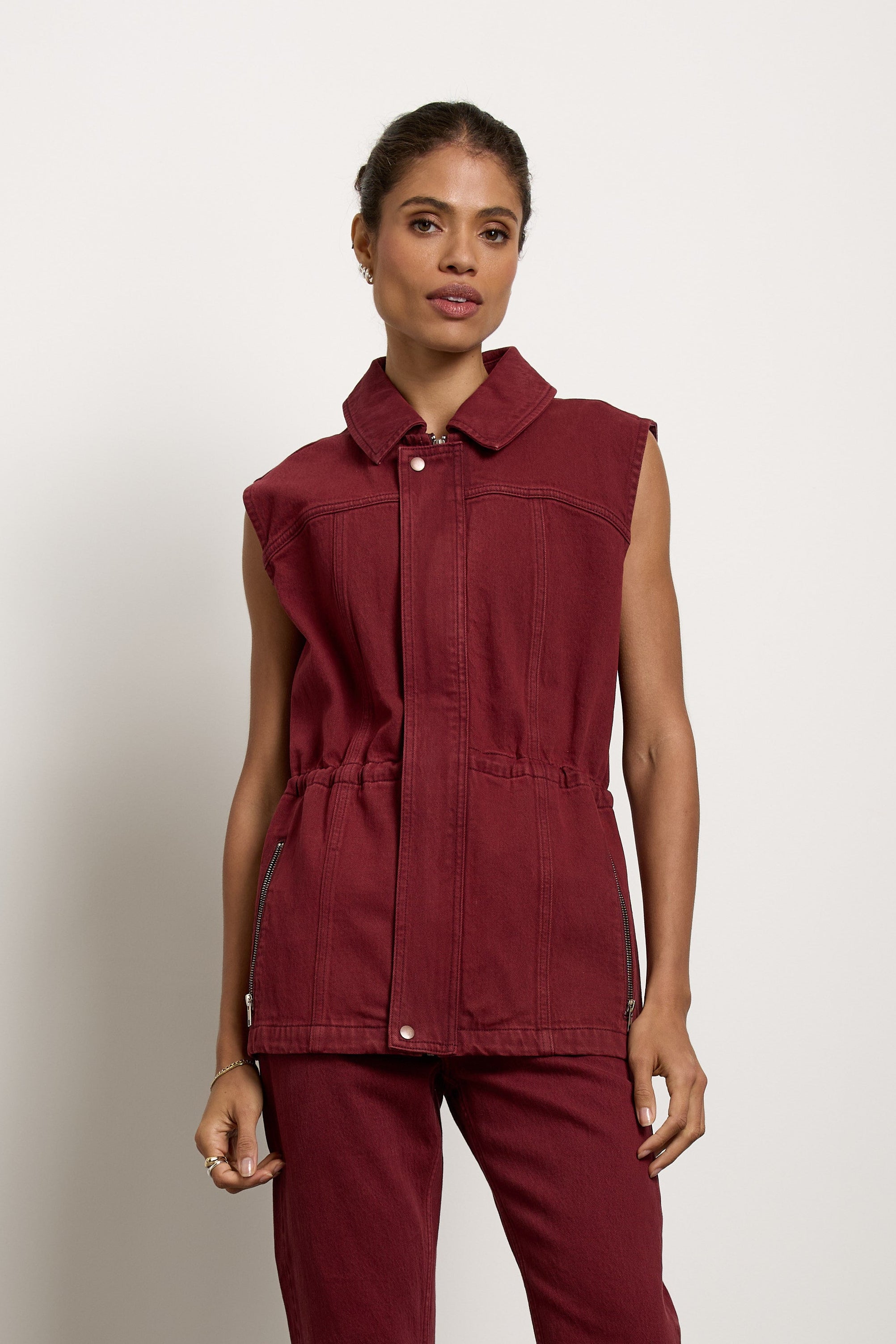Brooke Vest In Sangria