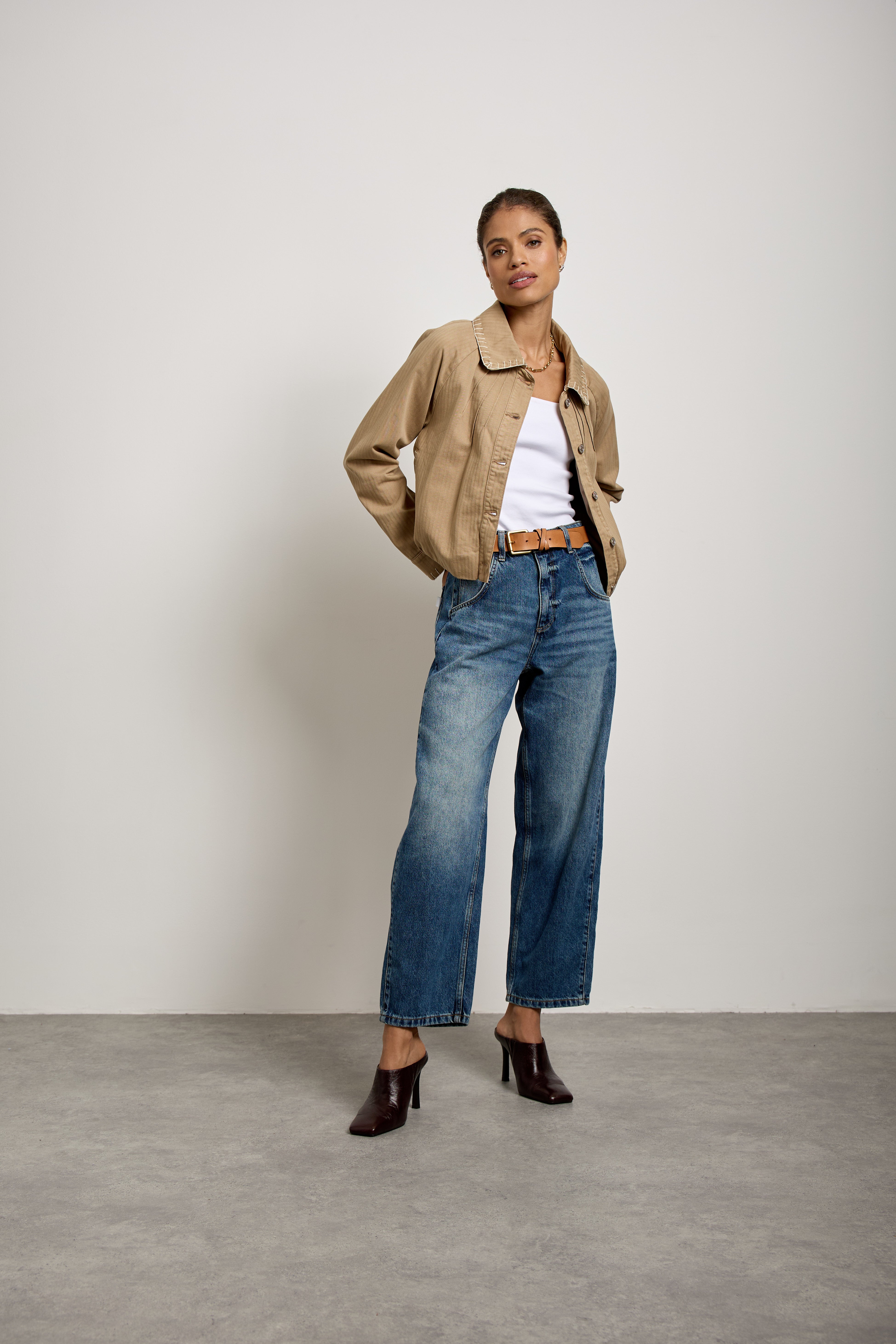 Sia Jacket  In Desert Sand