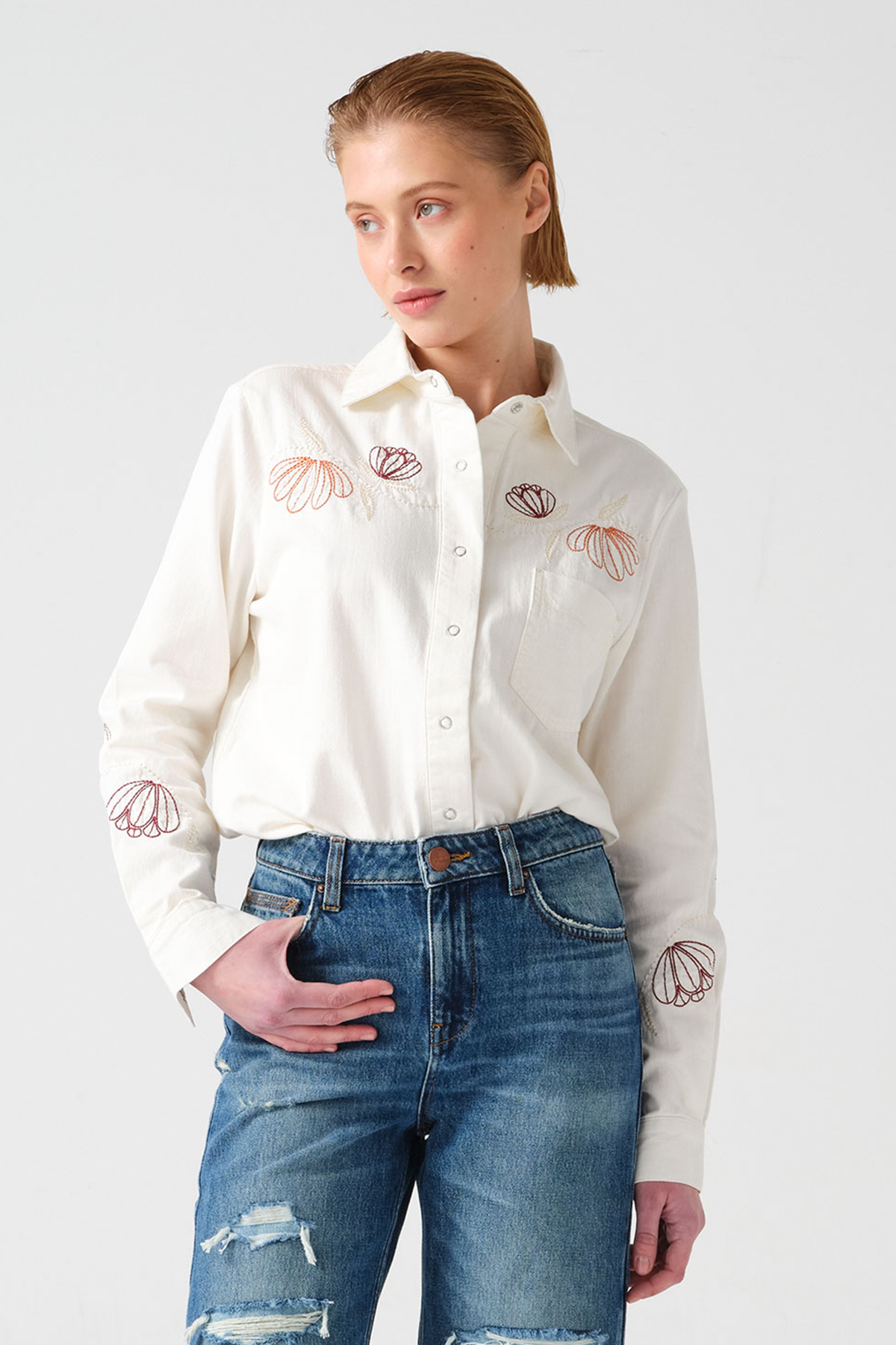 Flor Ray Shirt in Ecru - seventy + mochi