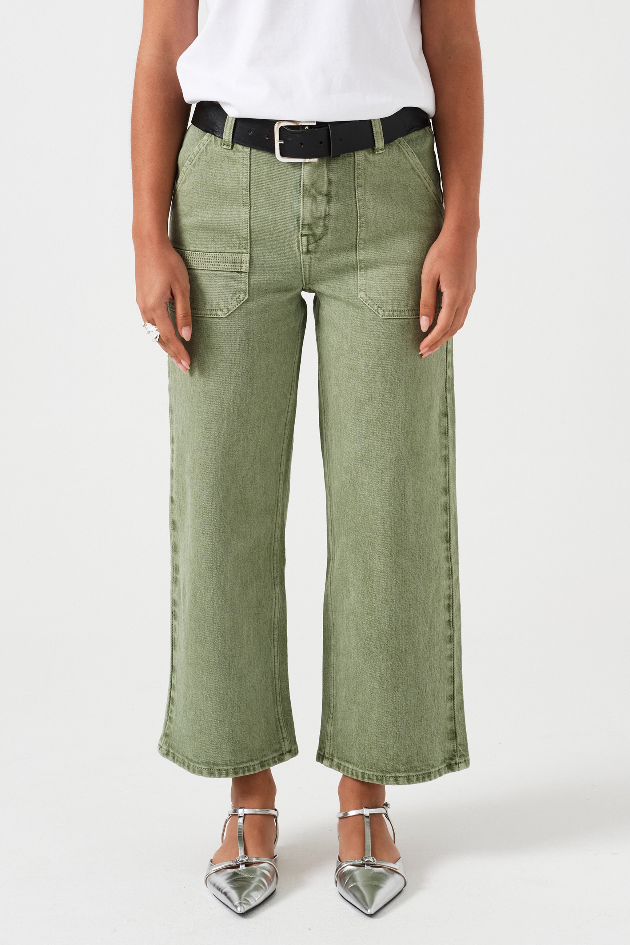 Elodie Jean in Vintage Moss - seventy + mochi