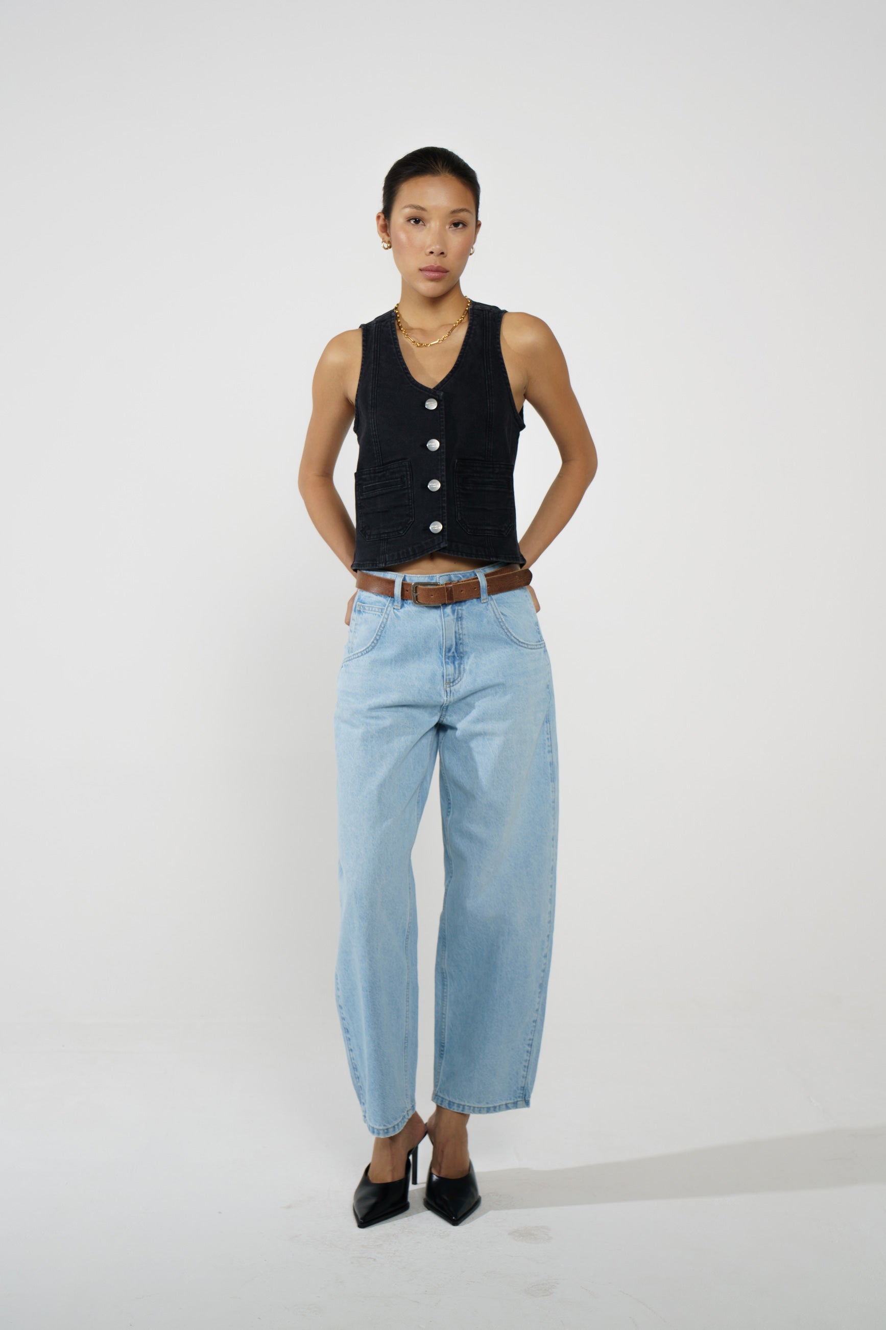 Bo Barrel Leg Jean in Sunbleached - seventy + mochi