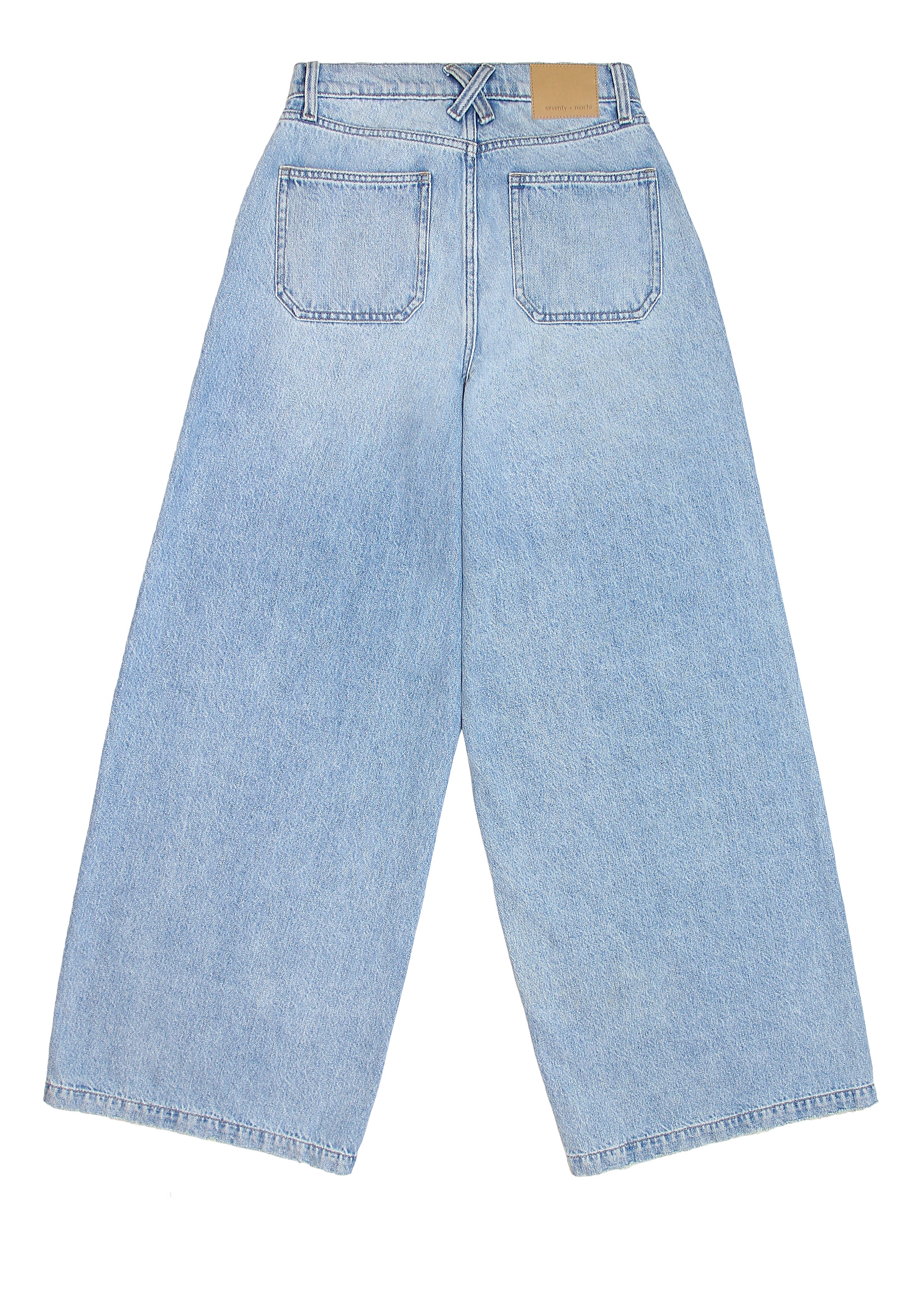 Bay Jean in Weekender - seventy + mochi