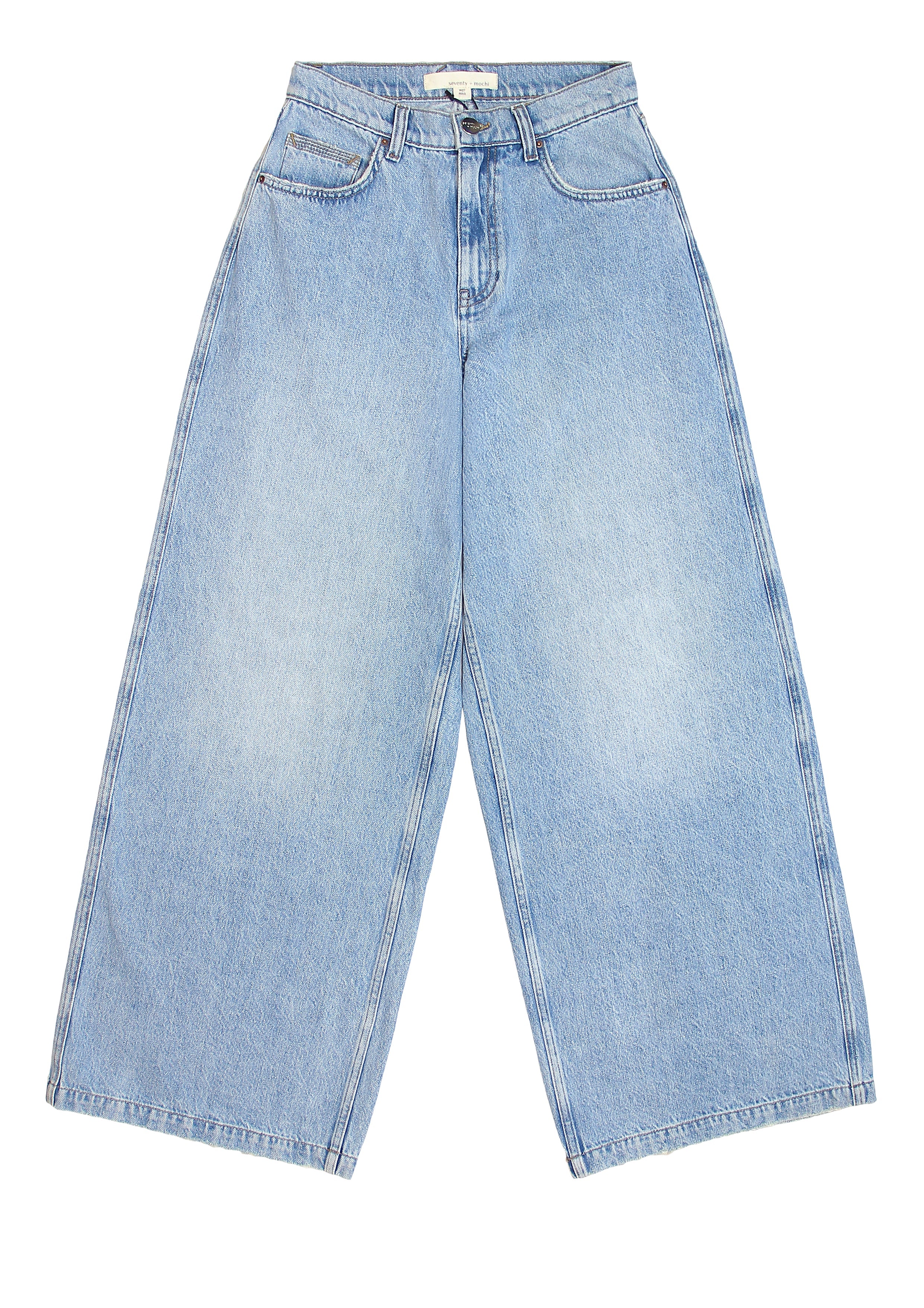 Bay Jean in Weekender - seventy + mochi