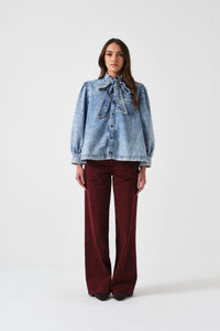Gracie Twisted Low Rise Jean in Mulberry