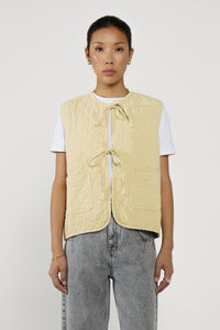 Aria Vest in Mellow Yellow